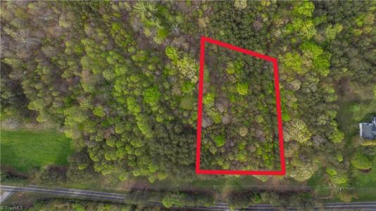 1095 Smith Road, Stoneville, צפון קרוליינה 27048, ארצות הברית של אמריקה