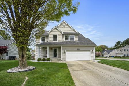 4760 Mistwood Avenue, Portage, Michigan 49024, USA