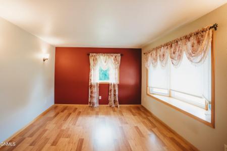 8059 36th Street, Jamestown, North Dakota 58401