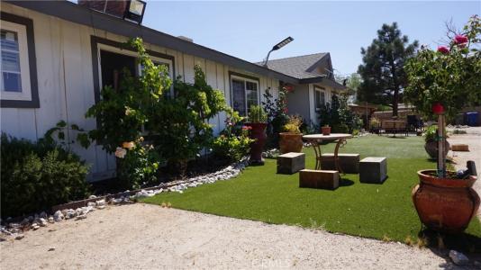 6008 E Avenue T2, Palmdale, Kaliforniya 93552, Amerika Birleşik Devletleri