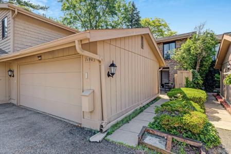 7190 Pebble Park Drive, West Bloomfield Charter Township, Michigan 48322, Estados Unidos