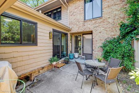 7190 Pebble Park Drive, West Bloomfield Charter Township, Michigan 48322, Estados Unidos