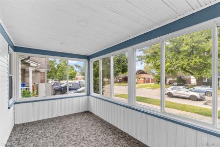 4454 Monroe Street, Dearborn Heights, Michigan 48125, Estados Unidos