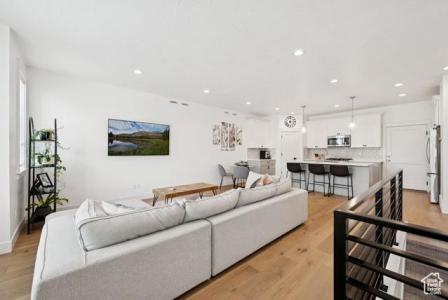 520 S ORCHARD DR 1, Bountiful, יוטה 84010, ארצות הברית של אמריקה