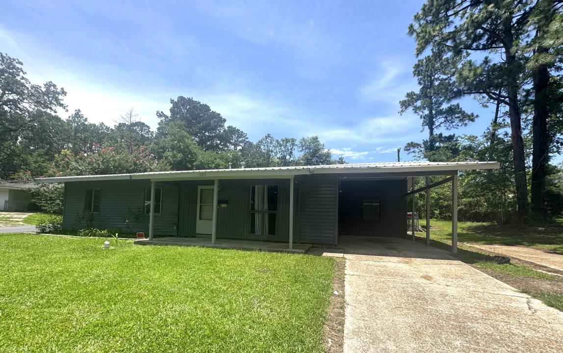 1008 Spruce Street, Leesville, Louisiana 71446, Stati Uniti