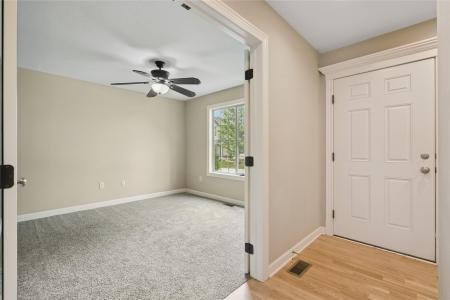 16205 Monroe Court, Urbandale, أيوا 50323, الولايات المتحدة