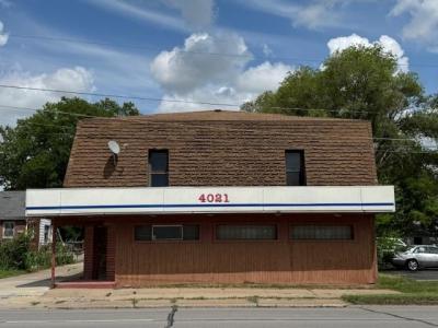 4021 E 14th Street, Des Moines, Iowa 50313, États-Unis
