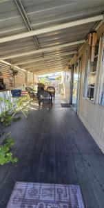 201 E Arrow Hwy, Glendora, Kalifornia 91740, USA