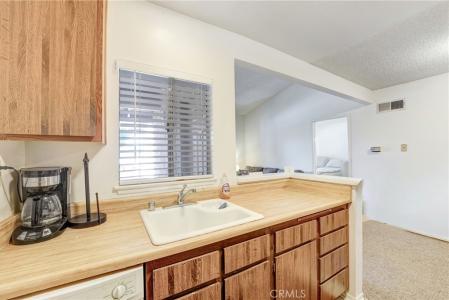 4565 Alamo Street , H, Simi Valley, California 93063, USA