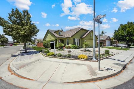 2347 Portsmouth Drive, Lodi, California 95242