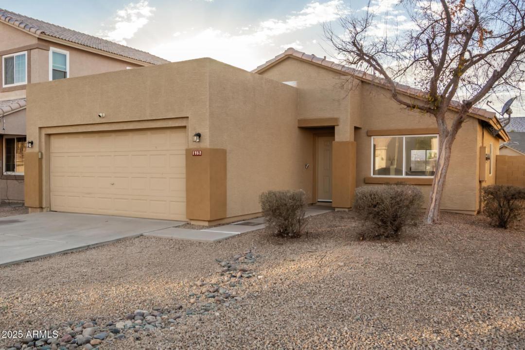 1952 N 103rd Drive, Avondale, אריזונה 85392, ארצות הברית של אמריקה 