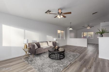 1952 N 103rd Drive, Avondale, אריזונה 85392, ארצות הברית של אמריקה 