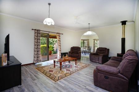 3 Appaloosa Crescent, Tolga, QLD 4882, Australia