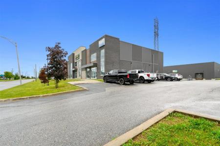 278 Ch. Industriel, Gatineau (Gatineau), 魁北克省 J8R 3N9, 加拿大