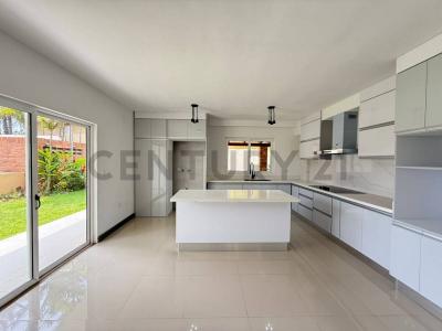 AVENIDA AMERICO VESPUCIO C R COSTA AZUL, Lechería, Anzoategui 00001, Venezuela