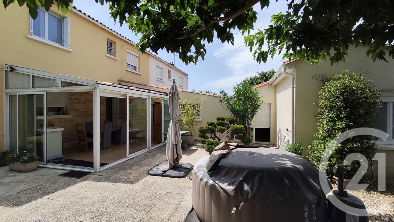 Saintes, Poitou-Charentes 17100, France