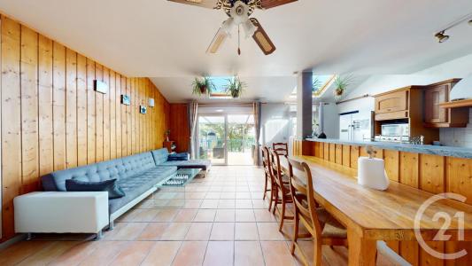 La Courneuve, Île-de-France 93120, アキタン