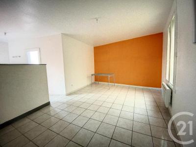 St Pourcain Sur Sioule, 奥弗涅 03500, 法国