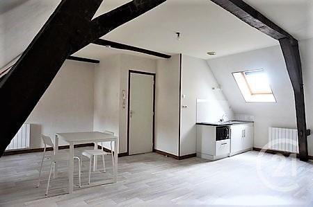 St Pourcain Sur Sioule, 奥弗涅 03500, 法国