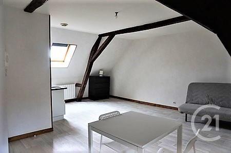 St Pourcain Sur Sioule, 奥弗涅 03500, 法国