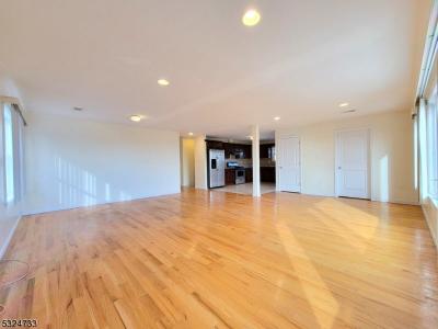 81 Forest St #2, Kearny Town, NJ 07032, USA