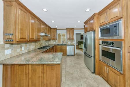 1113 Yorkshire Drive, Carrollton, 德克薩斯州 75007, 美國