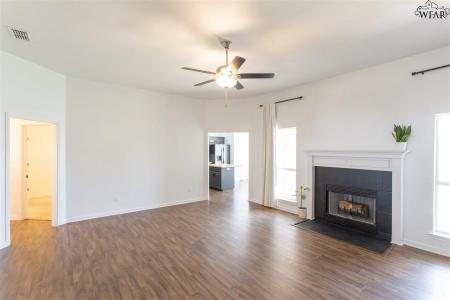 6051 LACI LANE, Wichita Falls, Texas 76310, USA