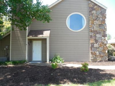903 W. Parkway Drive, Stillwater, Oklahoma 74075, USA