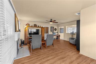 14412 DUMONT Ave, Norwalk, קליפורניה 90650, ארצות הברית של אמריקה