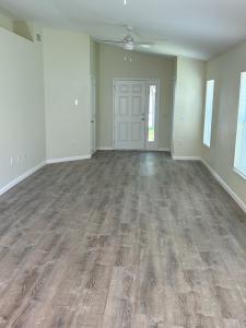 714 Cristelle Jean Dr, Ruskin, Florida 33570