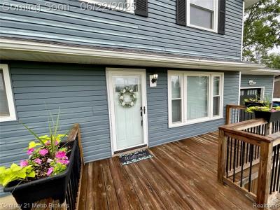7094 Reid Road, Swartz Creek, Michigan 48473, USA