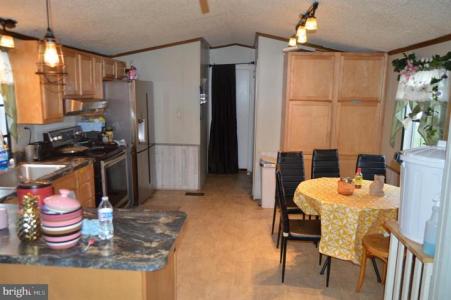 114 Roundup Rd, Middle River, Maryland 21220, USA