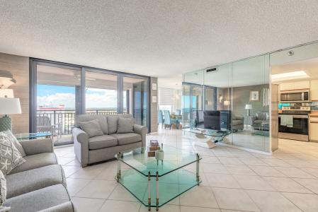 1239 Ocean Shore Blvd, 11E, Ormond Beach, Florida 32176, USA