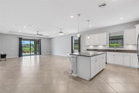 2487 Marton Oak Boulevard, North Port, Florida 34289
