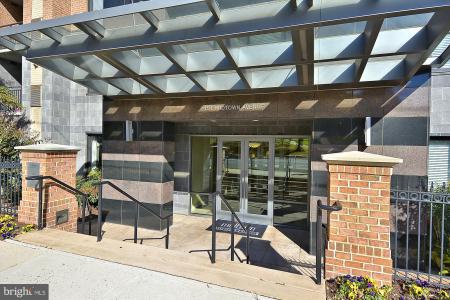 2451 Midtown Avenue Unit# 1323, Alexandria, Вирджиния 22303, Соединенные Штаты