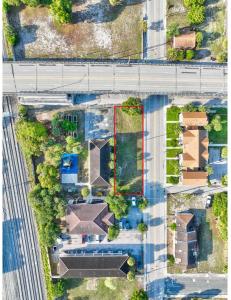 1306 Henrietta Avenue, West Palm Beach, Florida 33401