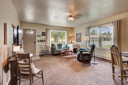 216 W Riggs, East Helena, モンタナ 59635, アメリカ合衆国