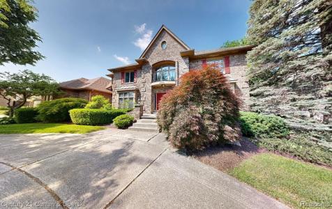 29918 Kenloch Drive, Farmington Hills, Michigan 48331, USA