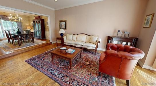 29918 Kenloch Drive, Farmington Hills, Michigan 48331, USA