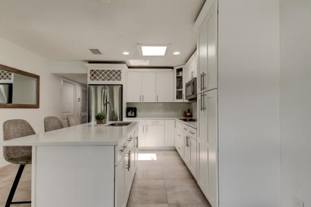 4727 Town N Country Blvd, Tampa, 佛罗里达州 33615, 美国