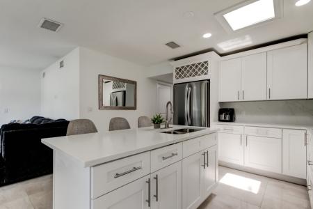 4727 Town N Country Blvd, Tampa, 佛罗里达州 33615, 美国