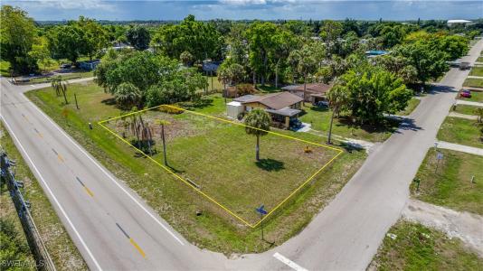 335 Ottumwa Avenue, Fort Myers, Floride 33905, États-Unis
