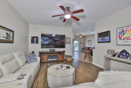 1703 Bonita Bluff Ct, Ruskin, Florida 33570