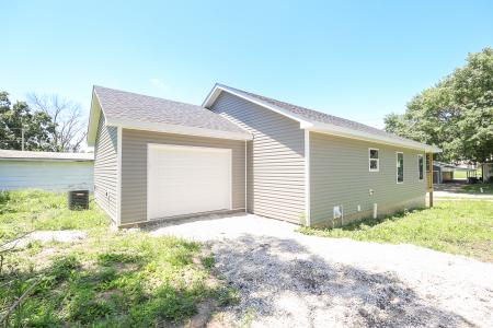 504 Gilman, Moberly, Missouri 65270, États-Unis