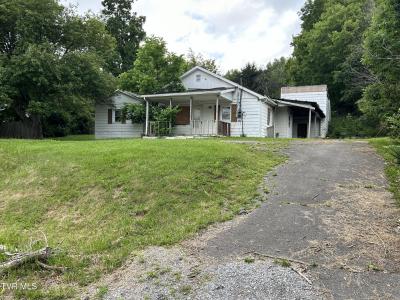 531 NW Mullins Street, Wise, Virginia 24293, USA