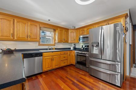 5552 N Willow Avenue, Columbia City, Indiana 46725-9324