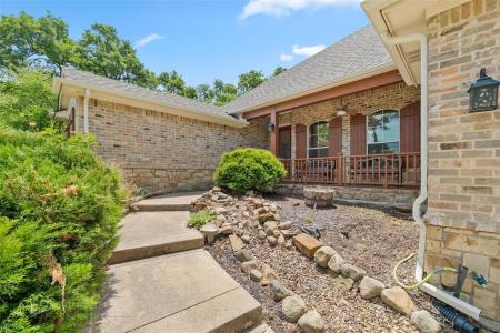 628 Merrill Drive, Bedford, テキサス 76022, アメリカ合衆国