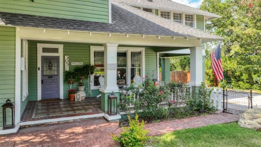 305 E Lee Avenue, Weatherford, テキサス 76086, アメリカ合衆国