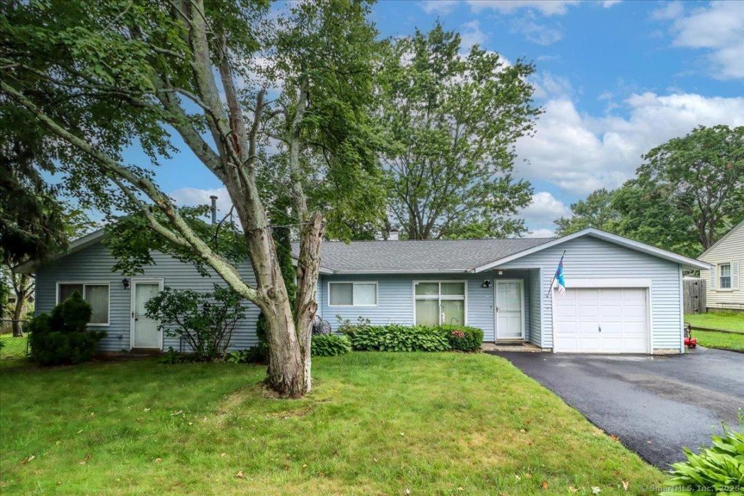 115 Sunburst Road, Bridgeport, Connecticut 06606