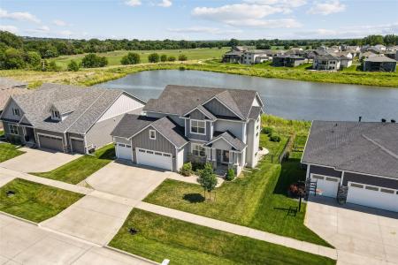 9440 Rushbrook Drive, Johnston, Iowa 50131, États-Unis